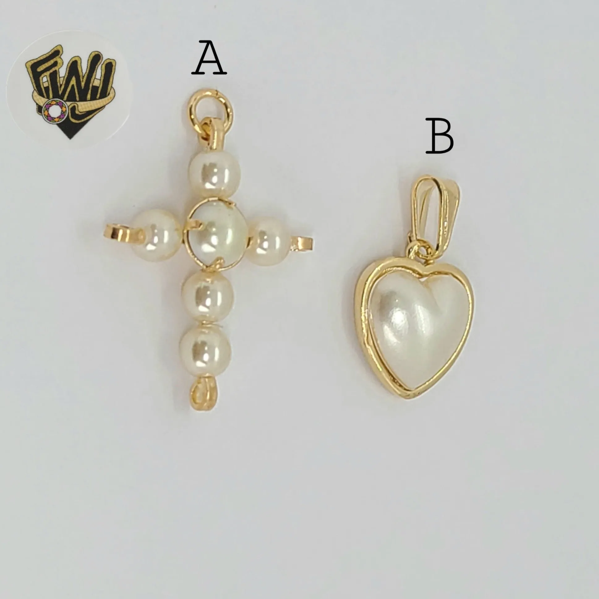 (1-2237-4) Gold Laminate - Pearl Pendants - BGF