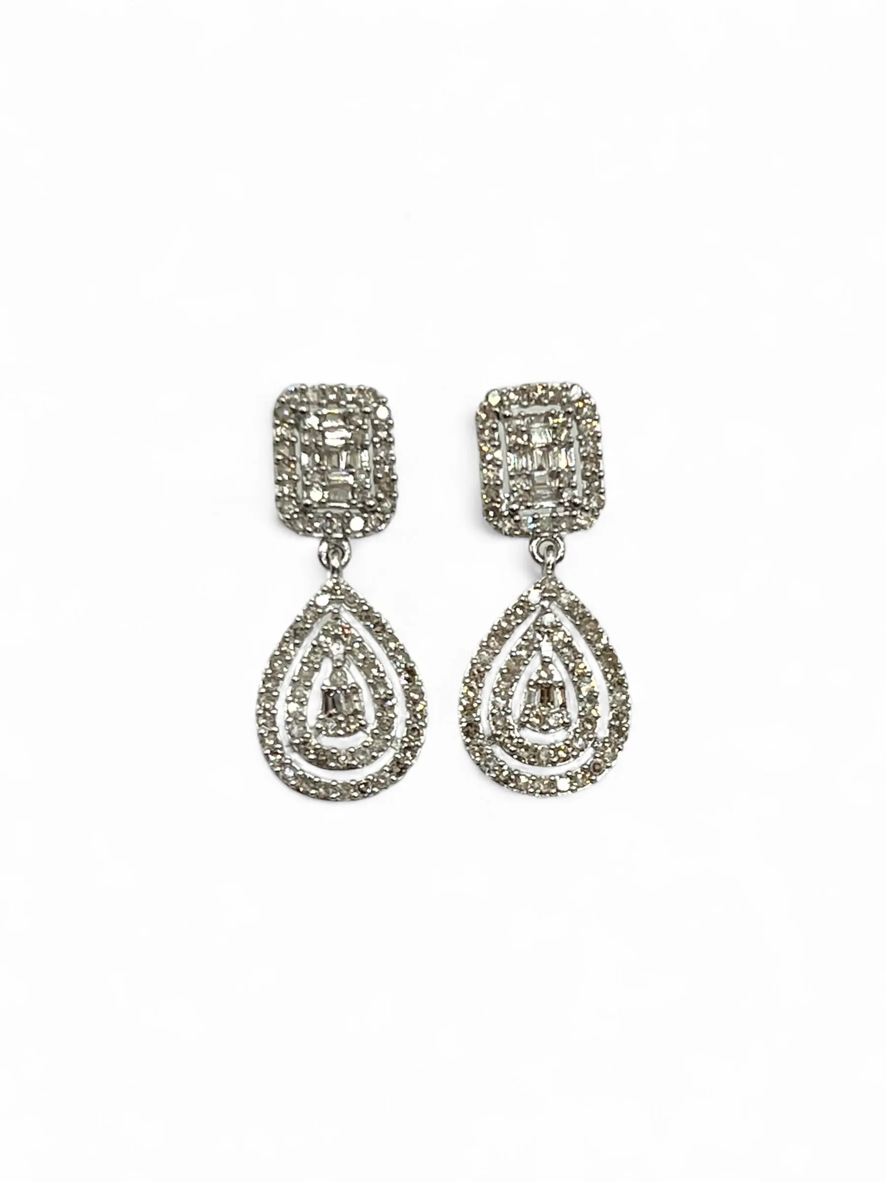 CAMILLE DANGLING EARRINGS