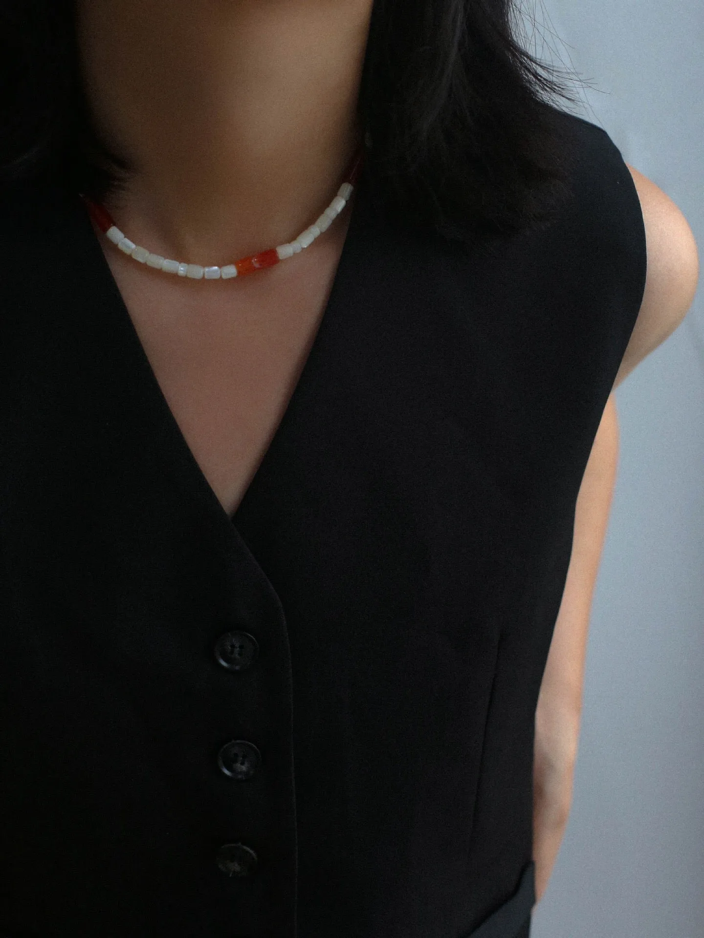 Cylindrical Red Onyx and White Mother-of-Pearl Beaded Necklace