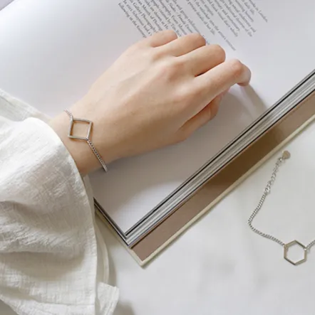 Geometric chain bracelet