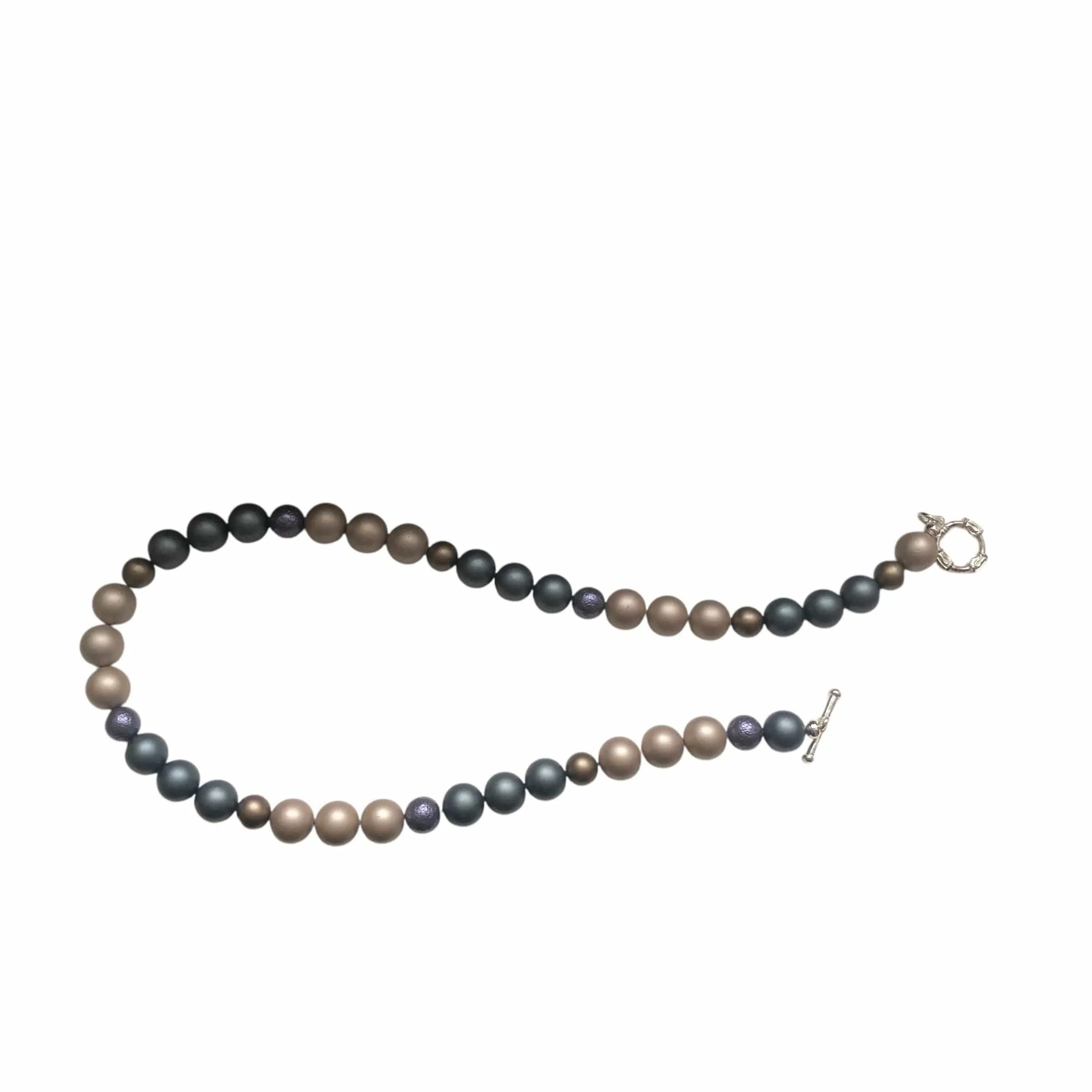 Matt Shell Pearls Beaded Necklace