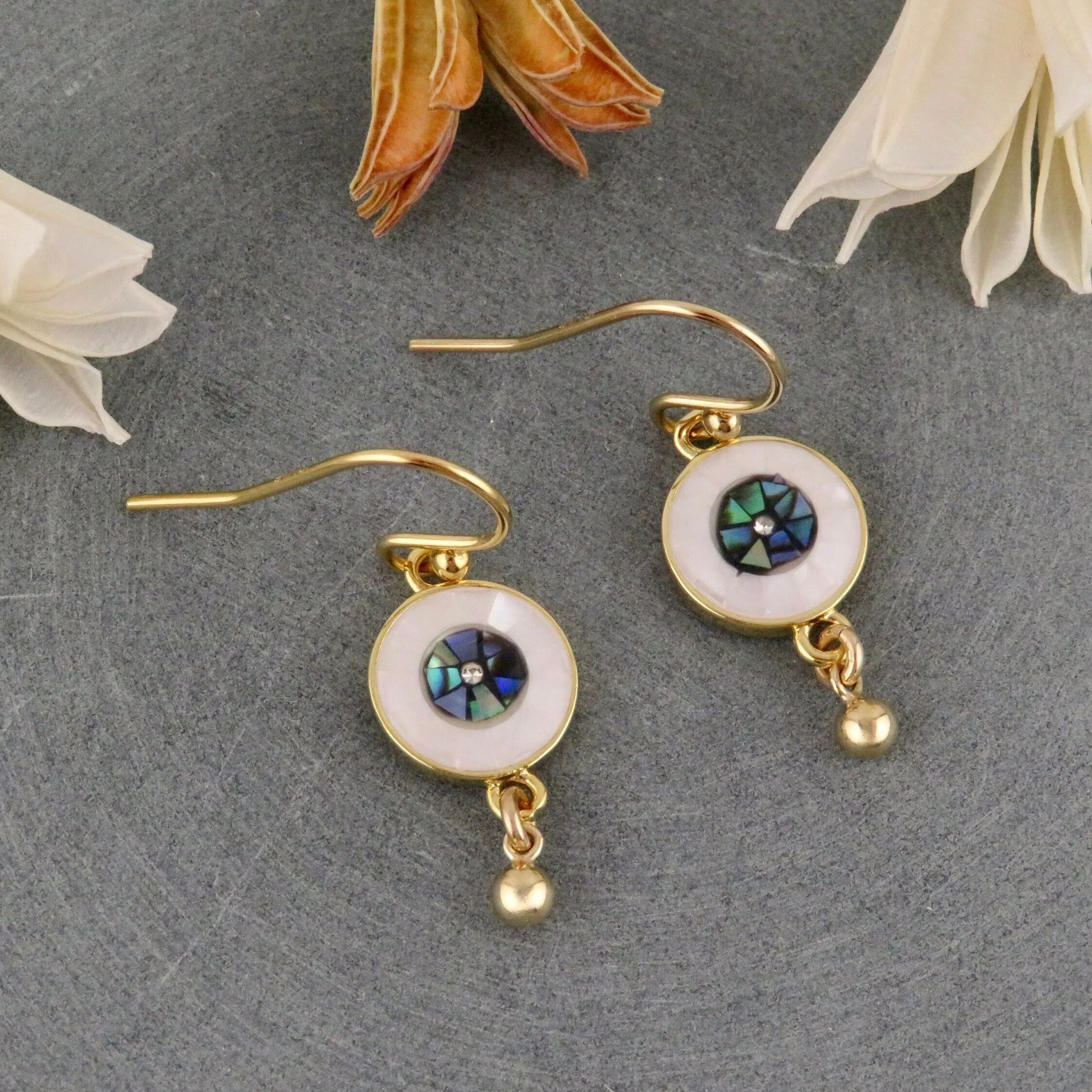 Mosaic Shell Eye Earrings - White