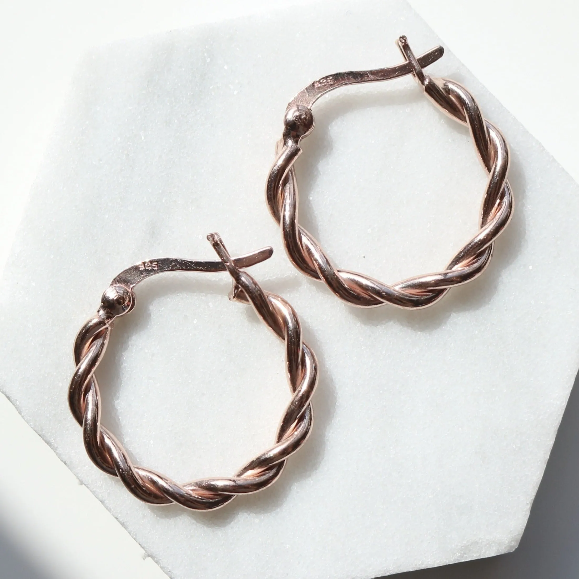 Twisted hoops