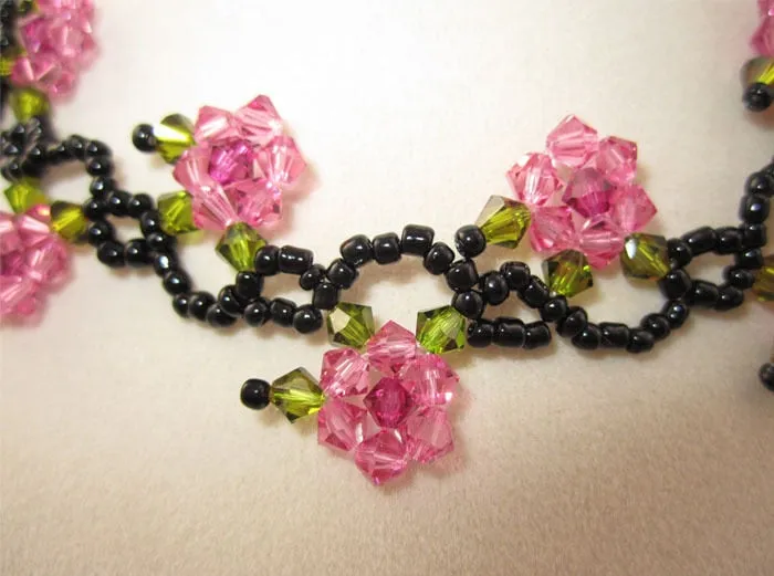 VenusFox Floral Rose Flower Necklace